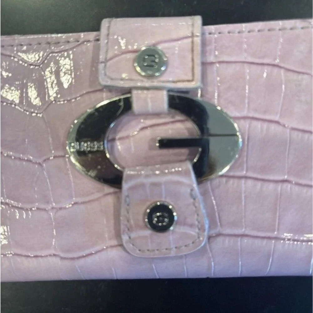 Guess Light Purple Croc Embossed Women's Clutch Wallet With Iconic Silver G